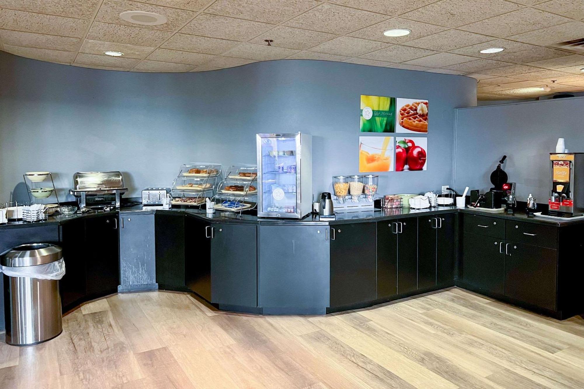 Quality Inn & Suites Orland Park - Chicago Buitenkant foto