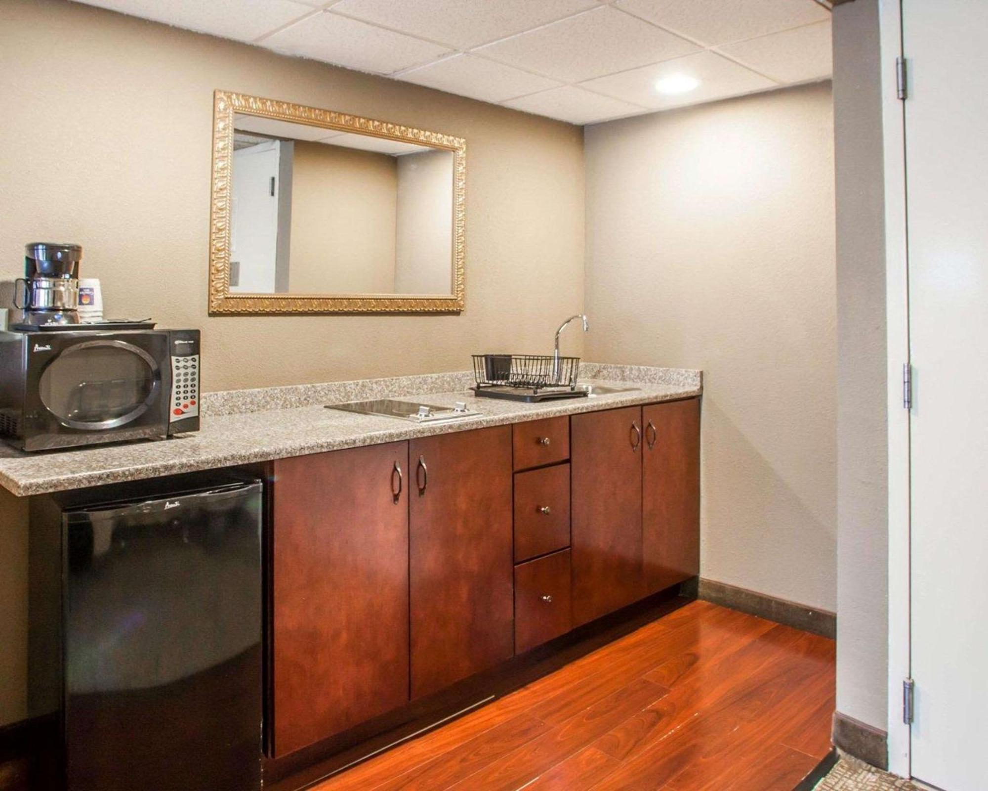 Quality Inn & Suites Orland Park - Chicago Buitenkant foto
